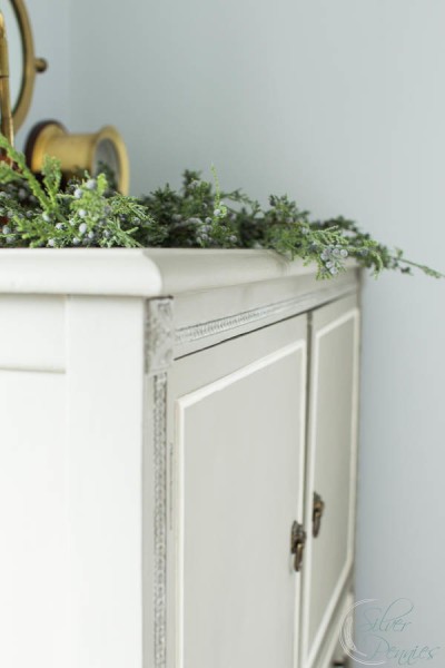 Bedroom Greenery at Christmas