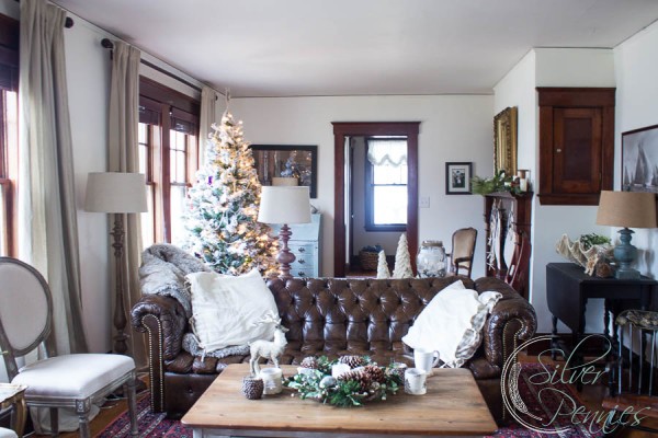 Living Room Christmas Tour