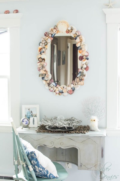 Shabby Chic Christmas in the Bedroom